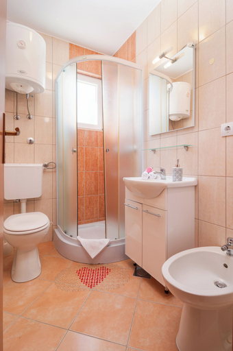 Bathroom 3, Apartments Island Beat, Supetar