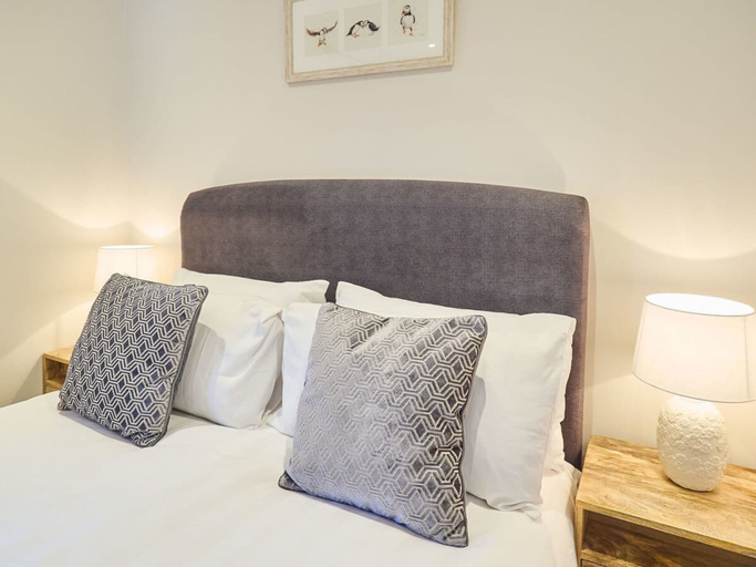 Bedroom 3, Host Stay Willow Barn, Kent