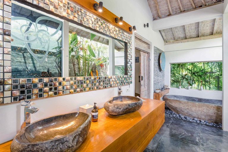 Bathroom 4, Villa Cinta Damai by The Bali Agent, Badung