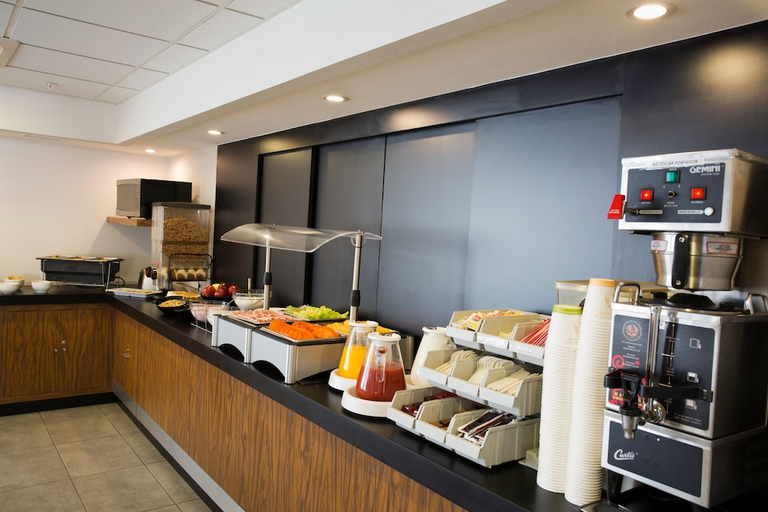 Food & Drinks 4, City Express by Marriott Tijuana Insurgentes, Tijuana