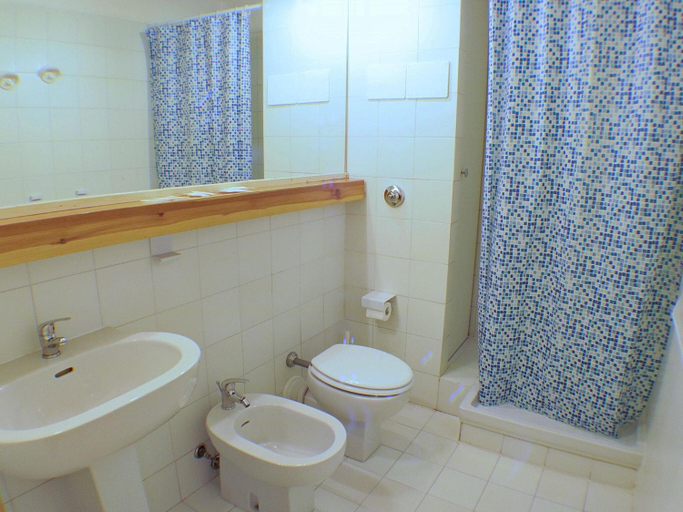Bathroom 5, Appealing apartment in Olbia with garden, Olbia-Tempio