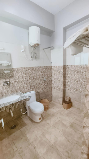 Bathroom 6