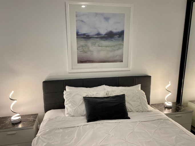 Bedroom 3, Midnight Luxe 1BR 1Bath Apartment 104 in the heart of Braddon Pool Sauna Secure Parking Wine WiFi, Canberra
