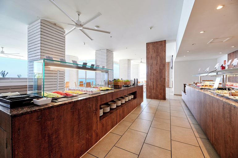 Food & Drinks 5, Alua Calas de Mallorca Resort, Baleares