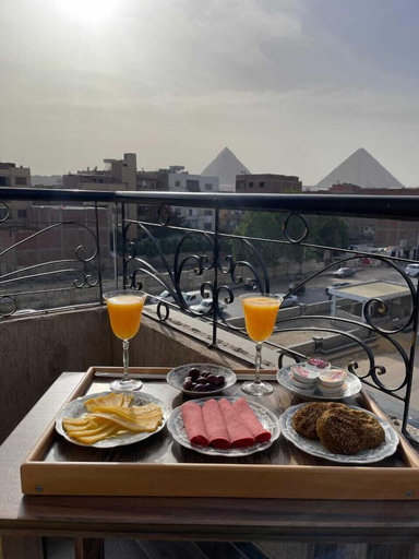 Food & Drinks 5, Hammis Pyramids View, Al-Ahram