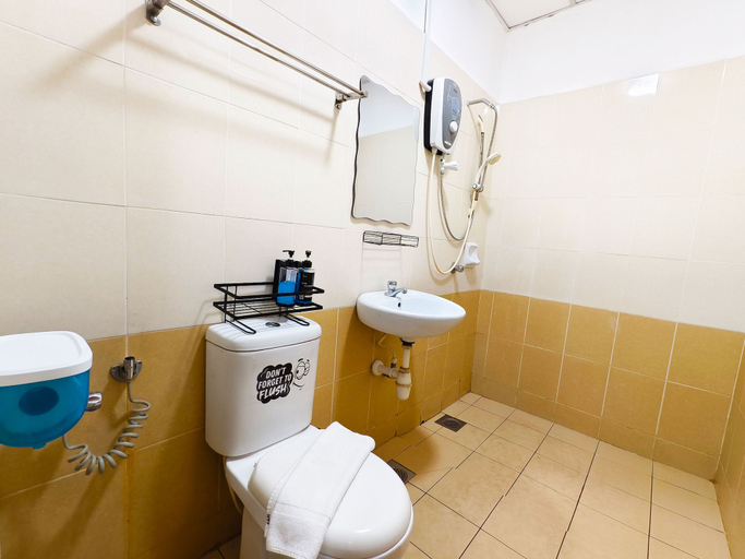 Bathroom 4, Salaam Suites Hotel, Kota Bharu