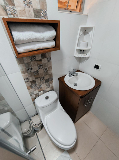 Bathroom 3, HOTEL 80 REAL, Tenjo