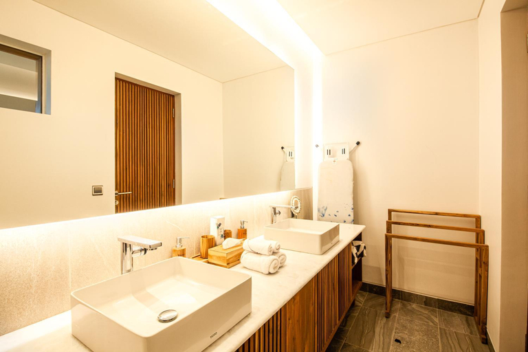 Bathroom 5, Stunning 6 Br Villa With Breathtaking Scenery, Badung