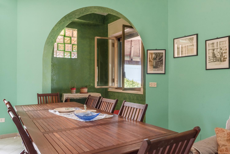 Others 4, Villa Tre 's', Agrigento
