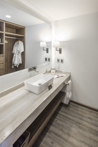 Bathroom 4, FlowSuites Condesa, Mexico City