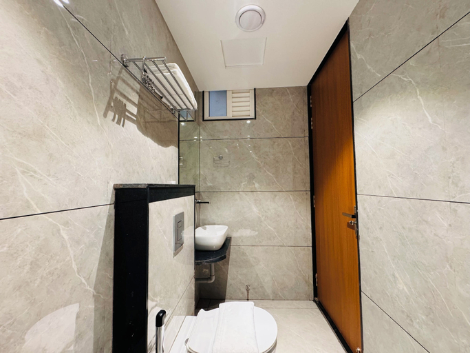 Bathroom 5, Hotel Satya Shree, Ujjain