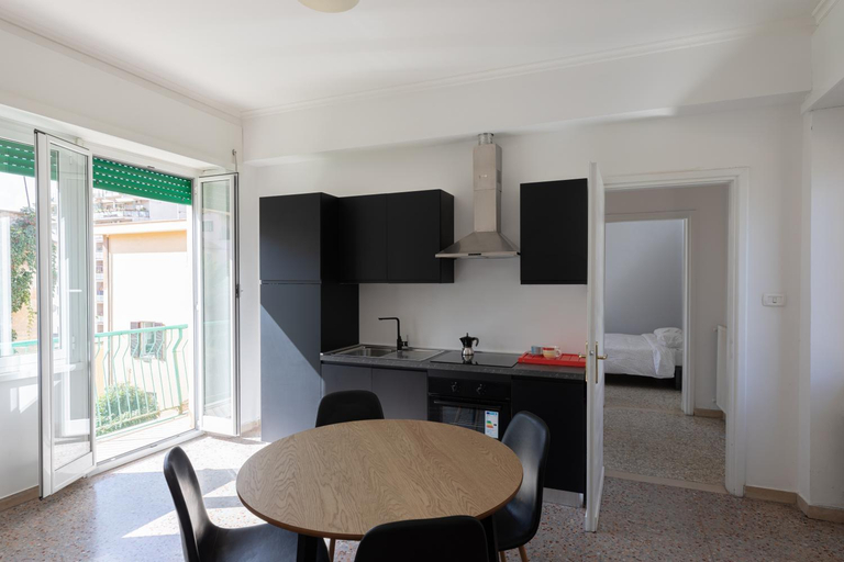 Others 2, Appartamento con terrazza vicino al Vaticano, Rome