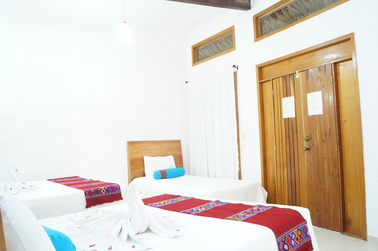 Bedroom 3, Hotel La Aldea del Halach Huinic, Palenque