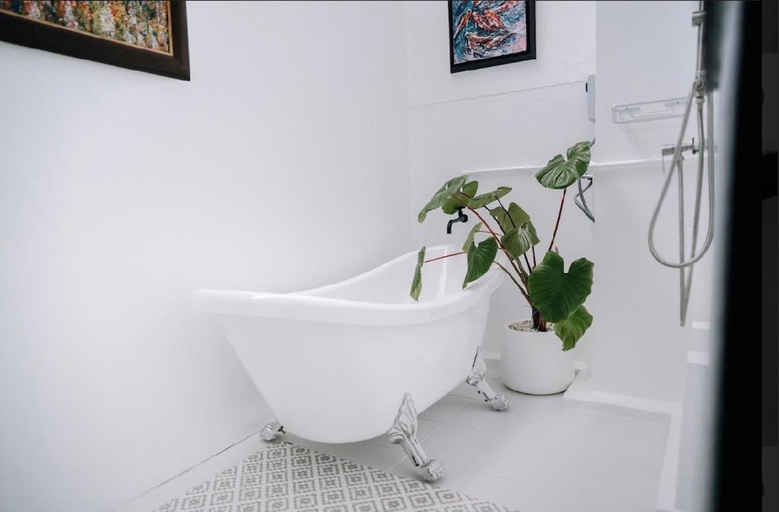 Bathroom 3, The courtyard Chiangrai, Muang Chiang Rai