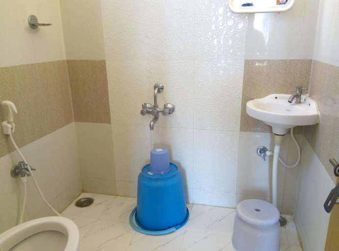 Bathroom 4, Suvarna Residency Mysore, Mysore