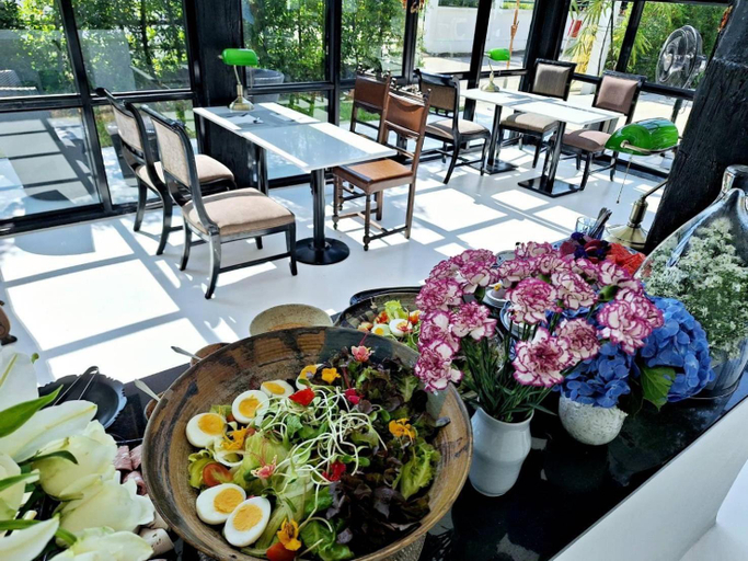 Food & Drinks 4, The courtyard Chiangrai, Muang Chiang Rai