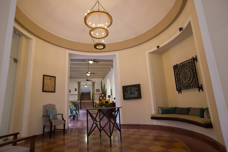 Others 5, Hotel Merida, Mérida