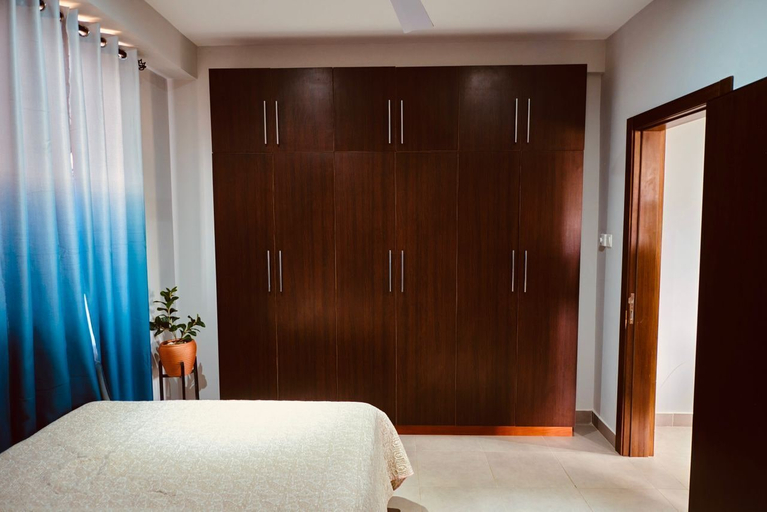 Bedroom 2, The Pearls East Legon, Tema