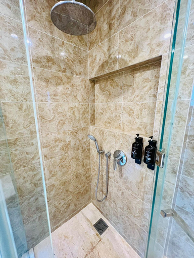 Bathroom 5, Dorsett 2BR 6Pax Pavilion Bukit Bintang TRX KLCC, Kuala Lumpur