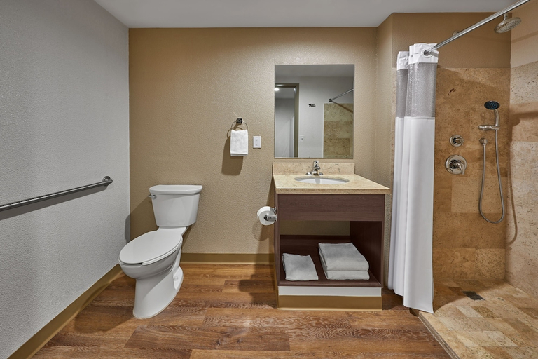 Bathroom 5, Extended Suites Saltillo Galerias, Saltillo