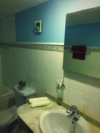 Bathroom 3, Lady Horton Bungalow, Nuwara Eliya