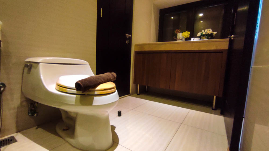 Bathroom 5