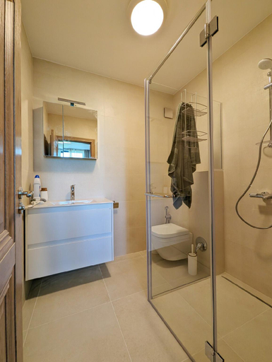 Bathroom 3, Foros Apartment, Burgas