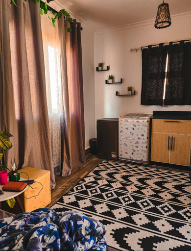 Others 2, Private Studio, AC, kitchen, TV, Wi-Fi, Unorganized in Al Jizah