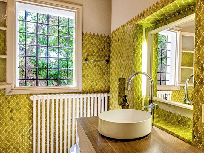 Bathroom 5, Villa in Cavalaire with Sea View Pool, Var