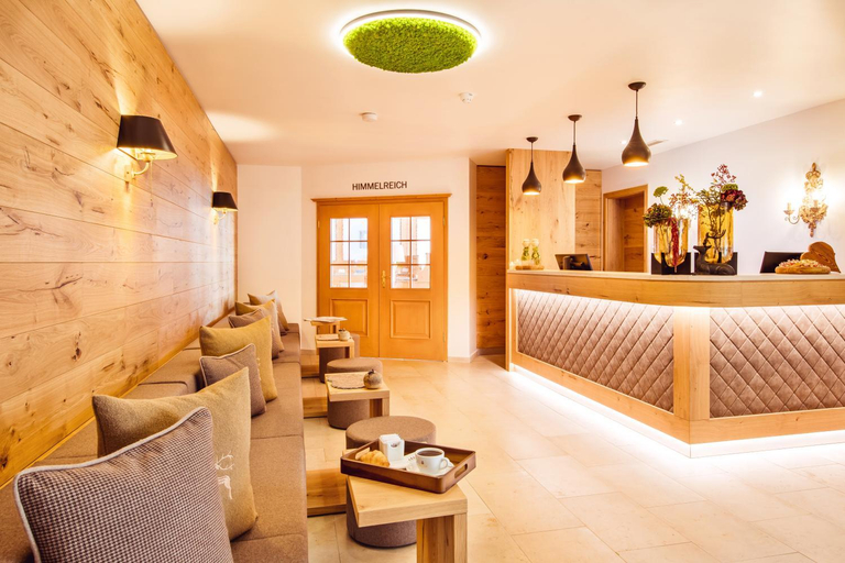 Public Area 2, Landgasthof Hotel Gentner, Nürnberg
