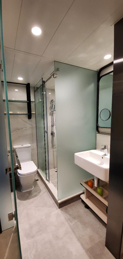 Bathroom 8
