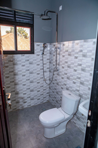 Bathroom 4, GIKUNGU APPART, Gihosha
