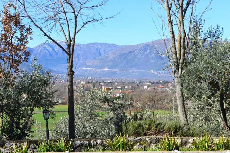 Others 3, Costa del Gallo, L'Aquila