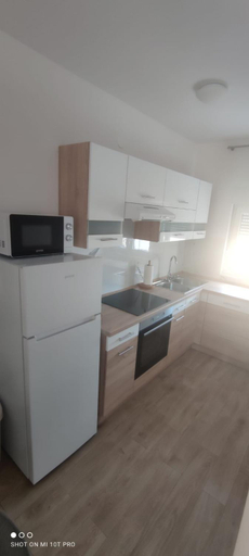 Others 5, Apartments Alen, Vir