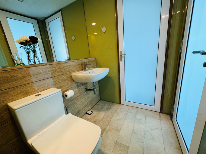 Bathroom 4, Vortex Suites KLCC by Rit Villa, Kuala Lumpur