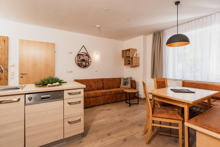 Dining Room 16