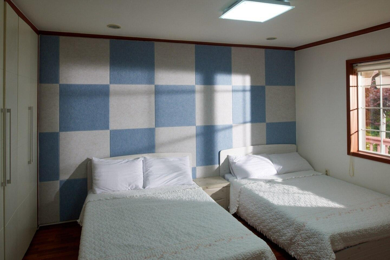 Bedroom 2, F. Birch Tree (Duplex, Independent Cabin Room), Pyeongchang