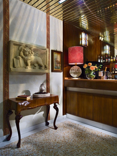 Food & Drinks, Hotel Autostrada, Padua