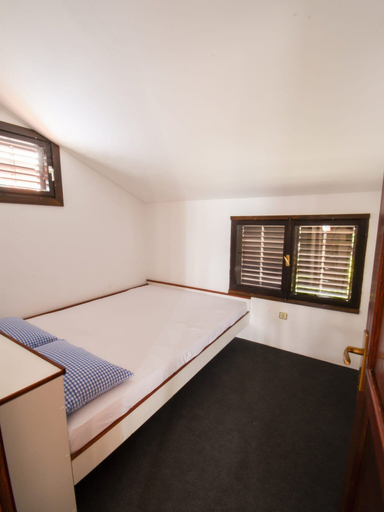 Bedroom 3, Apartment Kostanjevac, Vir