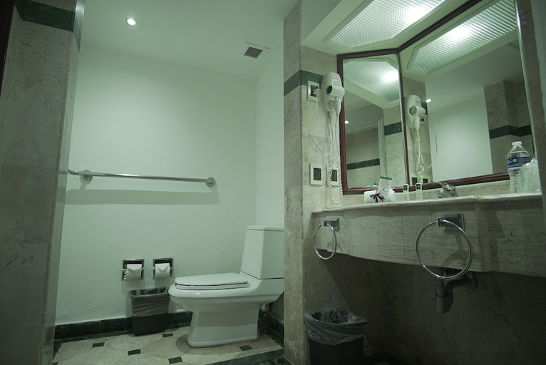 Bathroom 4, Nk Hotel Nekie Tepic, Tepic