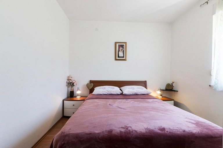 Bedroom 2, Apartment Carmen, Pula