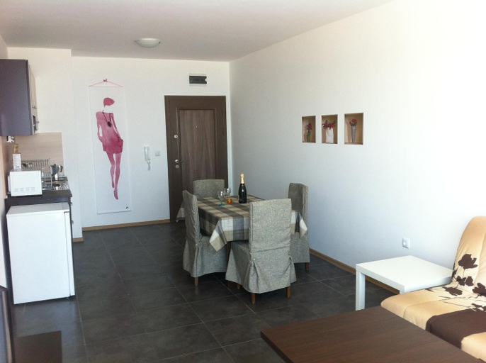 Bedroom, Azur Apartments, Sozopol