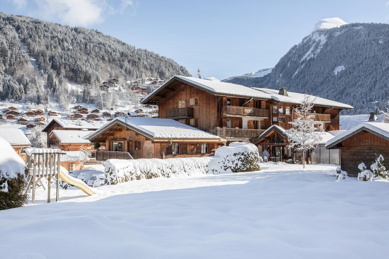 Others 2, Hotel Les Bruyeres, Haute-Savoie