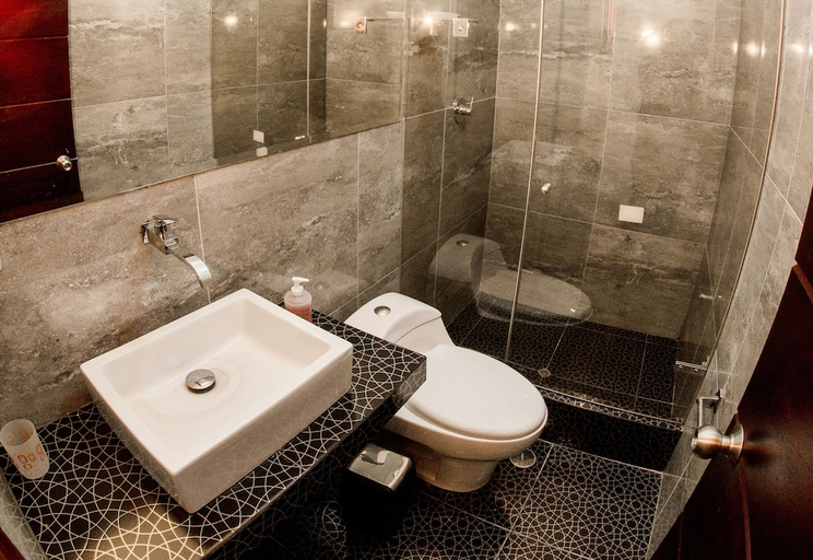 Bathroom 5, RHOUSE Cusco, Cusco