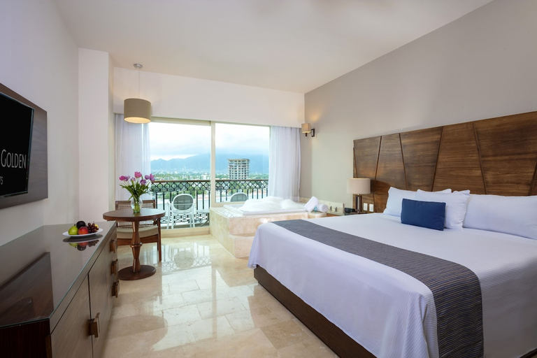 Bedroom 3, Crown Paradise Golden Resort Puerto Vallarta, Puerto Vallarta