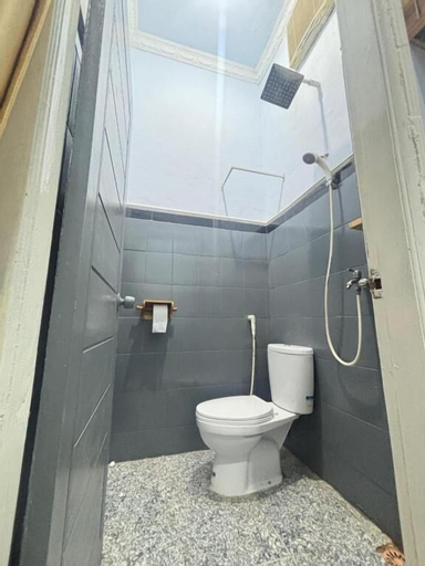 Bathroom 5