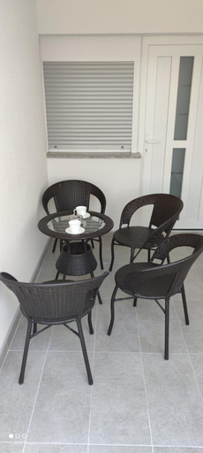 Others 3, Apartments Alen, Vir