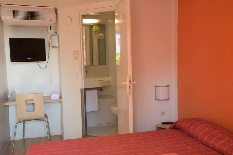 Bedroom 11