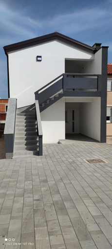 Others 2, Apartments Alen, Vir