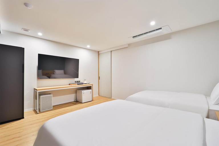 Bedroom 2, Gong Dam Stay Hotel, Jung